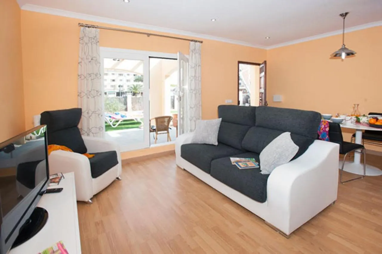 Charming Chalet In Alcudia With Private Pool