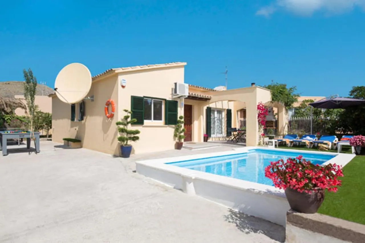 Charming Chalet In Alcudia With Private Pool