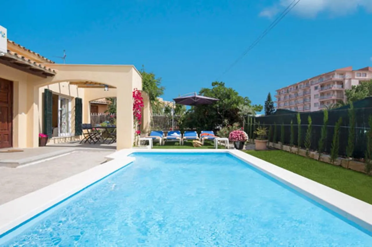 Charming Chalet In Alcudia With Private Pool Alcudia (Mallorca)